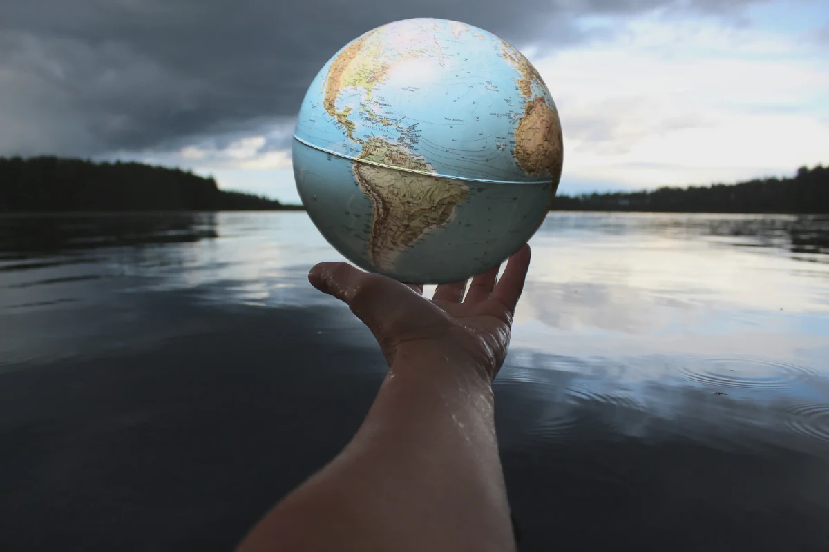 Route 53 Global Resolver: Hybrid DNS Without a VPN